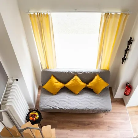 Homely Loft Style In Wilmersdorf شقة