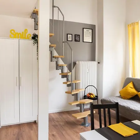 Homely Loft Style In Wilmersdorf شقة *