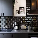 Homely Loft Style In Wilmersdorf