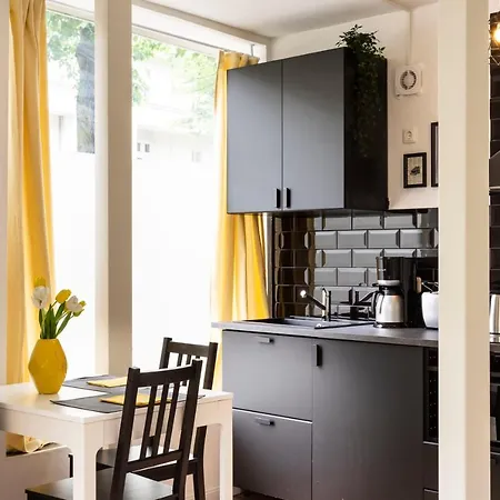 Homely Loft Style In Wilmersdorf * ברלין