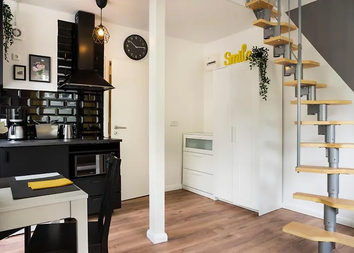 Homely Loft Style In Wilmersdorf