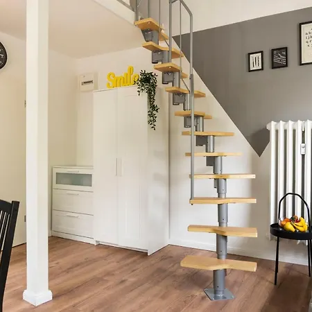 Homely Loft Style In Wilmersdorf Berlín